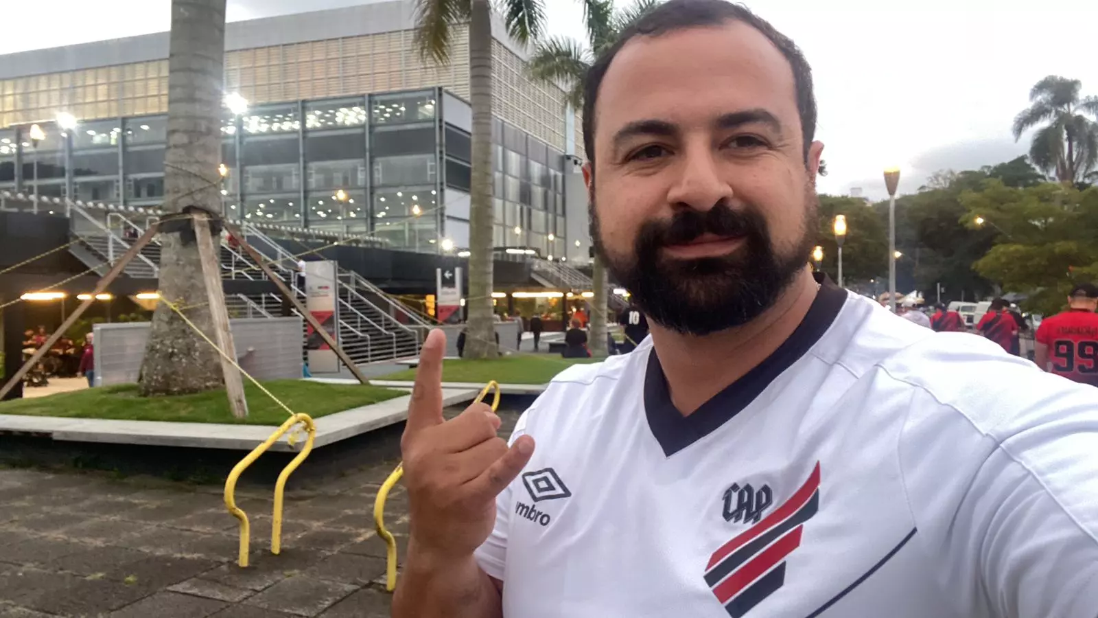 Médico morre em grave acidente na BR-280